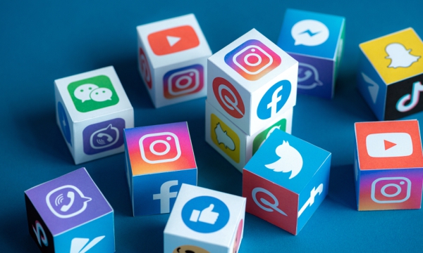 Social Media Marketing(SMM)